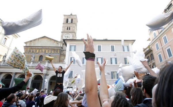 Rome Pillow Fight - image 3
