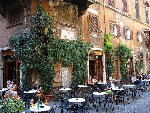 Rome's Bar della Pace faces closure - image 1