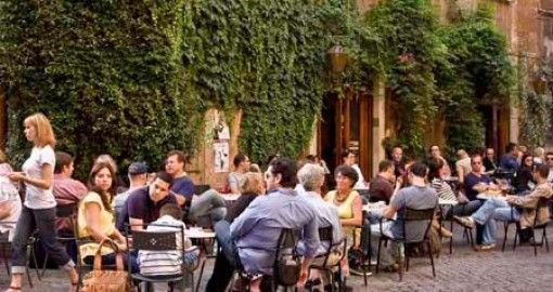 Rome's Bar della Pace faces closure - image 2