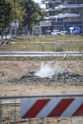 Geyser erupting near Fiumicino - image 1