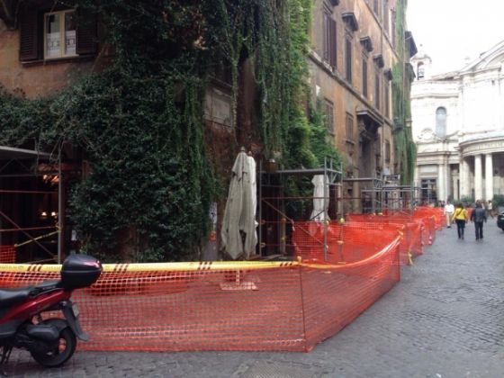 Bar della Pace cordoned off for safety - image 4