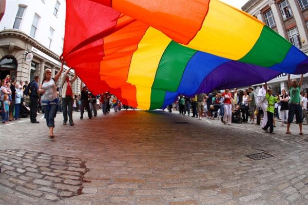 Rome mayor to open Gay Pride - image 2