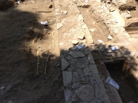 Mausoleum discovered at Rome's Ostia Antica - image 3