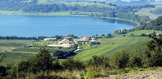 Lake Martignano - image 2