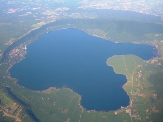 Lake Vico - image 1