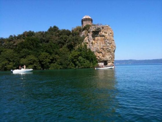 Lake Bolsena - image 4