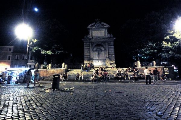 Drinking can be dangerous in Rome - image 3