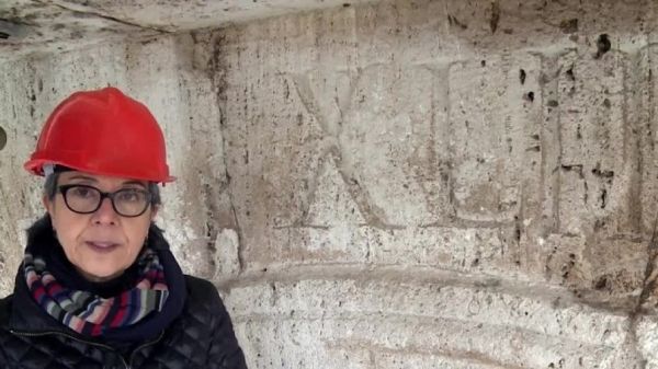 Ancient red numbers discovered on Colosseum - image 3