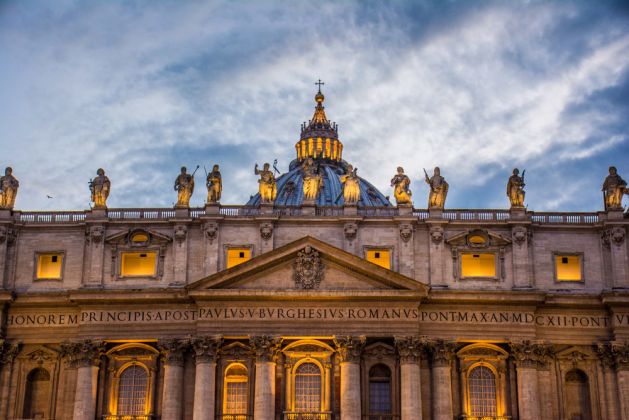 Vatican Museums at night tour - image 3