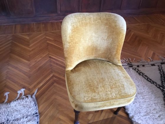 Vintage set of chairs and ottoman - image 1