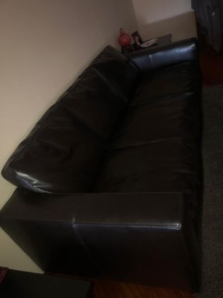 Selling household furniture price negotiable - image 1