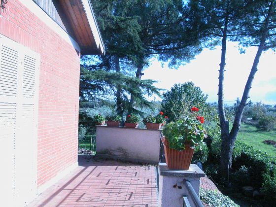 Zagarolo - Charming bi-level villa for sale - image 11