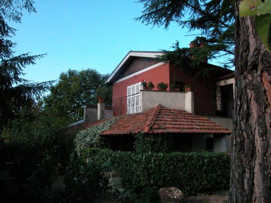 Zagarolo - Charming bi-level villa for sale - image 1