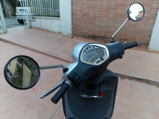 Reliable and affordable scooter for sale - image 7