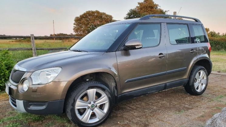 2011 SKODA (VW) YETI ADVENTURE 4X4 2.0 TDI  -  DIPLOMATIC PLATES - image 1