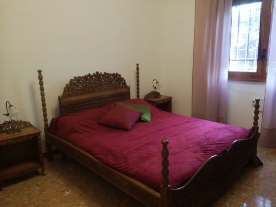 COZY ORIENTAL-STYLE FURNISHED FLAT IN MONTE MARIO ALTO - image 2