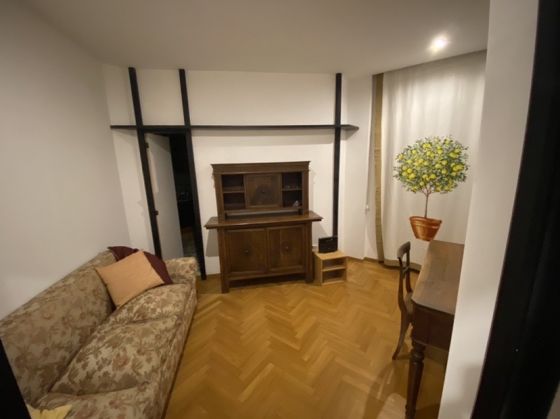 Rome, Italy: Sunny apartment for rent in elegant Parioli area - image 6