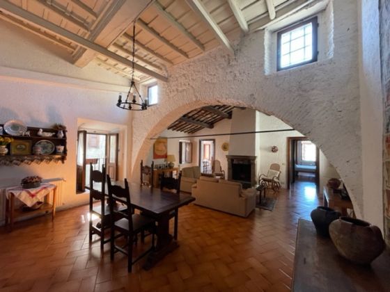 Bracciano - characteristic 2-bedroom flat renting next to Castle - image 1