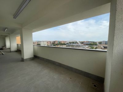 SUPER BRIGHT PENTHOUSE 9TH FLOOR WITH HUGE TERRACE!!! - image 7