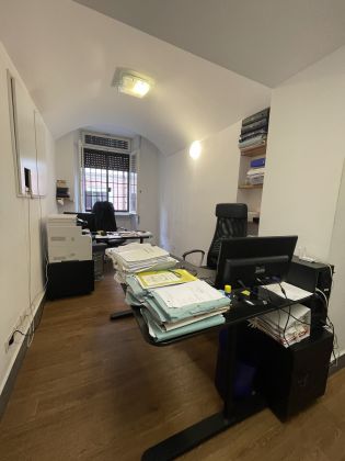 Elegant 4-bedroom apartment near Villa Torlonia - image 10