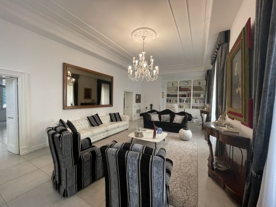 Pinciano - Spectacular, elegant 4-bedroom flat with parking - image 4