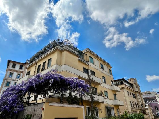 Rome: Charming furnished apartment in a quiet and exclusive street in the elegant Parioli area - image 7