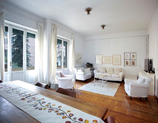 Rome: Charming furnished apartment in a quiet and exclusive street in the elegant Parioli area - image 10