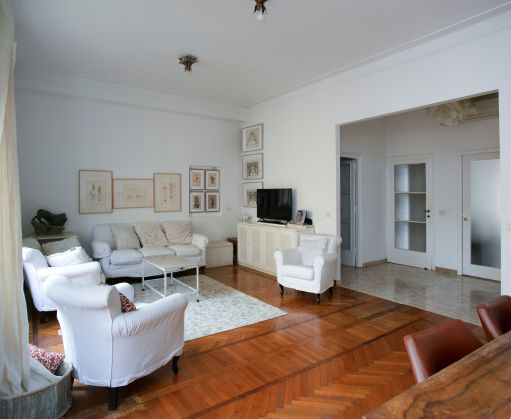 Rome: Charming furnished apartment in a quiet and exclusive street in the elegant Parioli area - image 11