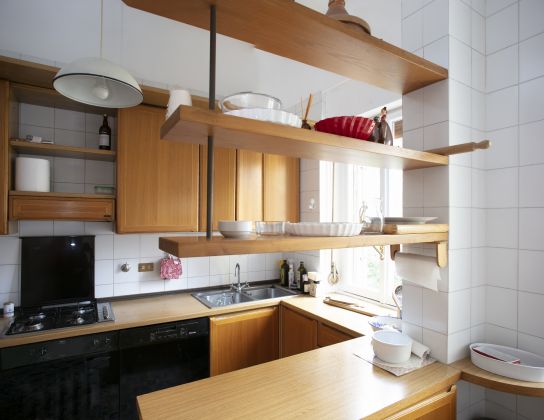 Rome, Italy: Sunny furnished apartment for rent in elegant Parioli area - image 2