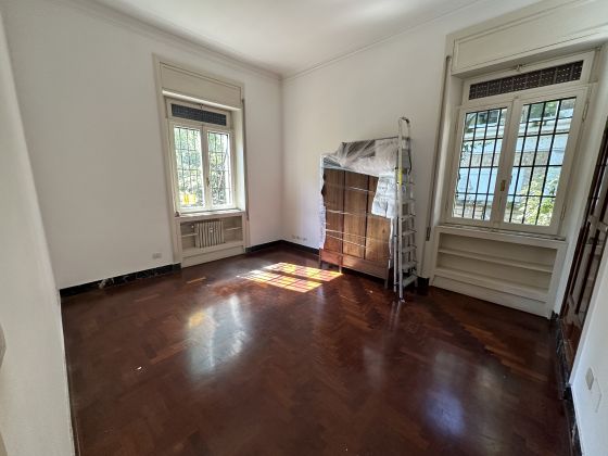 Elegant 4-bedroom apartment near Villa Torlonia - image 10