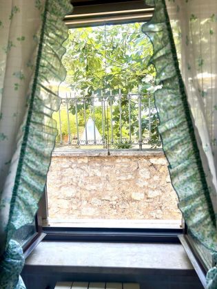 PRIVATE SALE: Stone house with brick fireplace in historical centre of Veroli (FR). Great holiday home! - image 4