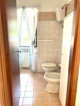 PRIVATE SALE: Stone house with brick fireplace in historical centre of Veroli (FR). Great holiday home! - image 5