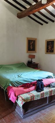 Farmhouse in Umbria - image 5