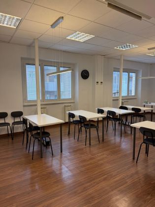 Modern Office Space for Daily Rent – Central Location Trastevere Roma - image 32