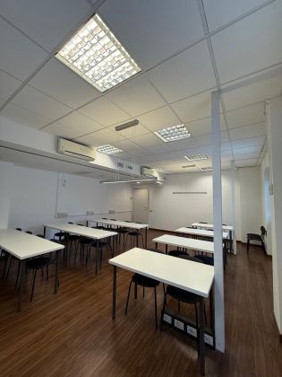 Modern Office Space for Daily Rent – Central Location Trastevere Roma - image 35
