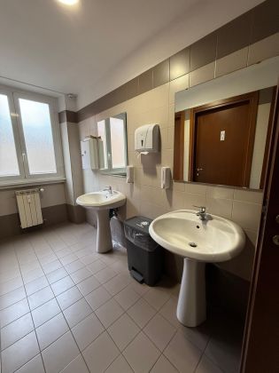 Modern Office Space for Daily Rent – Central Location Trastevere Roma - image 45