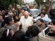 Pope Francis makes surprise visit to Rome shantytown - image 1