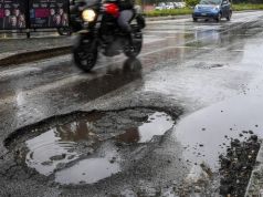 Senate rejects plan for army to fix Rome's roads