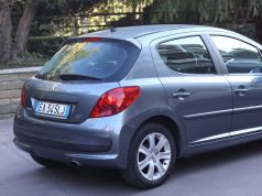 2010 Peugeot 207 for sale!  97,000 km, manual, road ready.