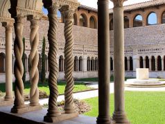 Cloister of S. Giovanni in Laterano: Mediaeval treasure in Rome