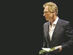 Actor Julian Sands reads poetry of Keats, Shelley and Byron in Rome