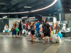Recycling plastic bottles for metro tickets in Rome