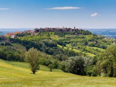 Stunning view on the Tevere valley, 3 bedrooms apartment in Umbria, easy to reach from Rome