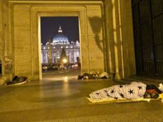Pope prays for homeless man found dead from the cold near St Peter’s