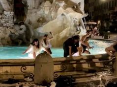Rome police hand out fines for late night dip in Bernini fountain