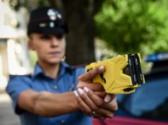 Italy police in 18 cities to be armed with tasers