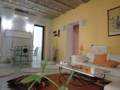 Trastevere Luxury 2-Bedroom Apartment