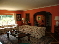 Luxury villa for rent on the Appia Antica area.