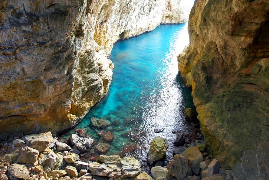 Montagna Spaccata: Gaeta's split sea cliff