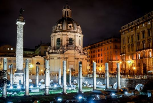 Rome night walks through Imperial Fora